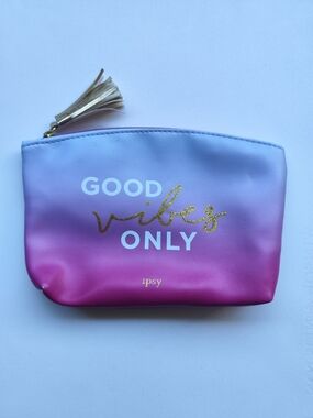 3/$20💗Ipsy “Good Vibes Only” Gradient Makeup Bag